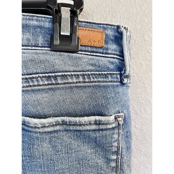 Abercrombie & Fitch Jeans Women's Harper Ankle Skinny Stretch Denim Raw Hem 25/0 - Picture 6 of 11